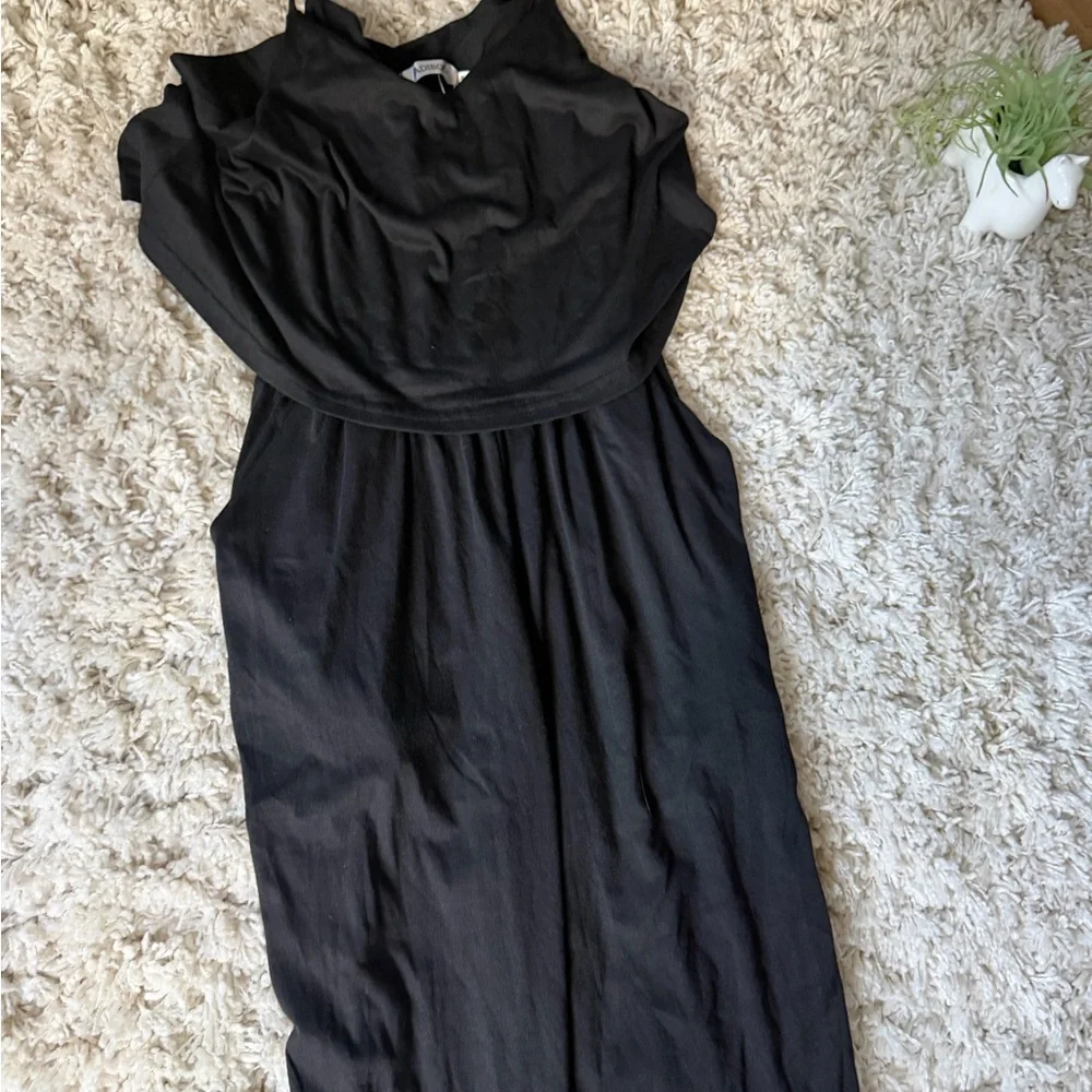 Elegant Black Sleeveless Jumpsuit